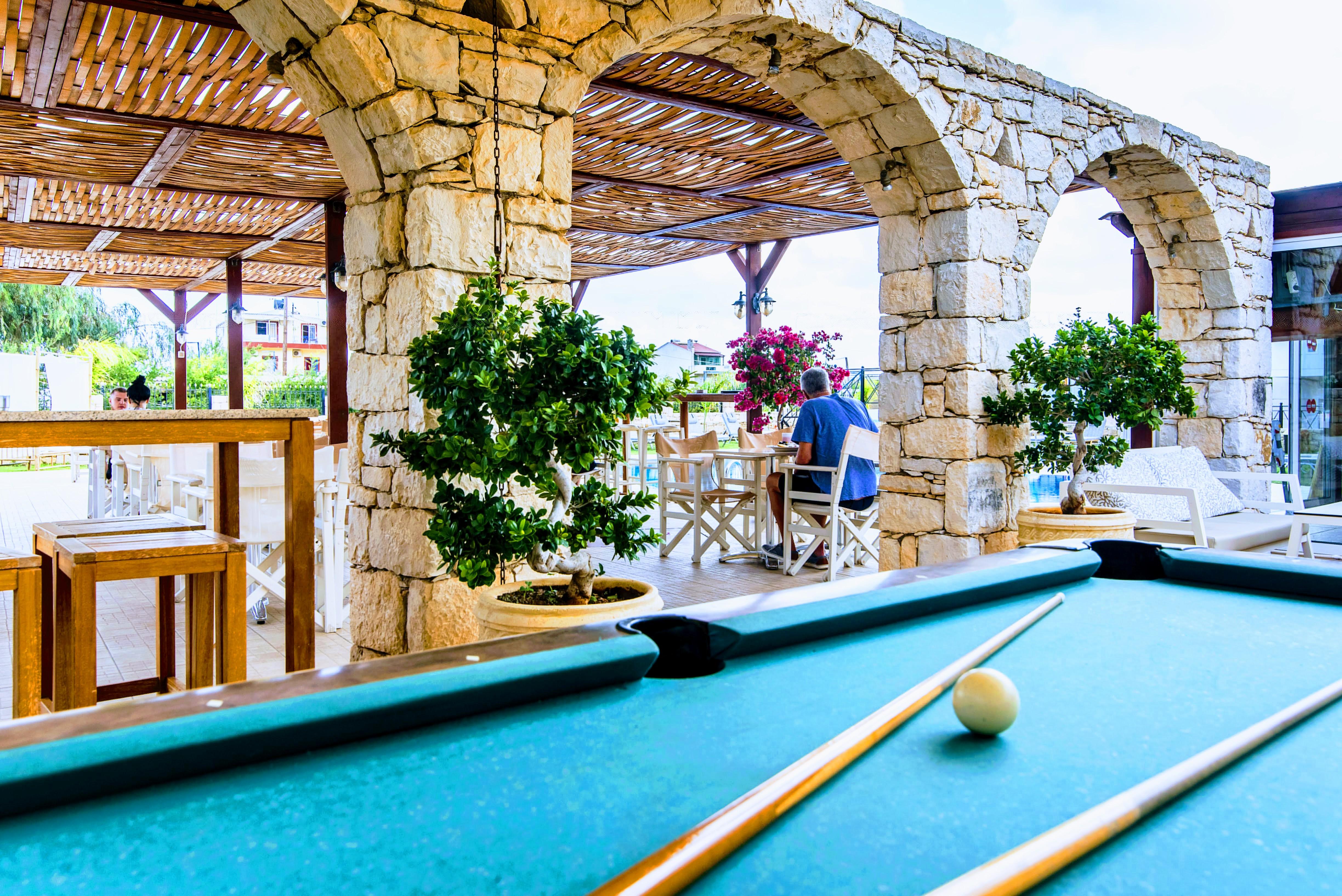 Yiannis Manos Hotel Resort Малія Екстер'єр фото