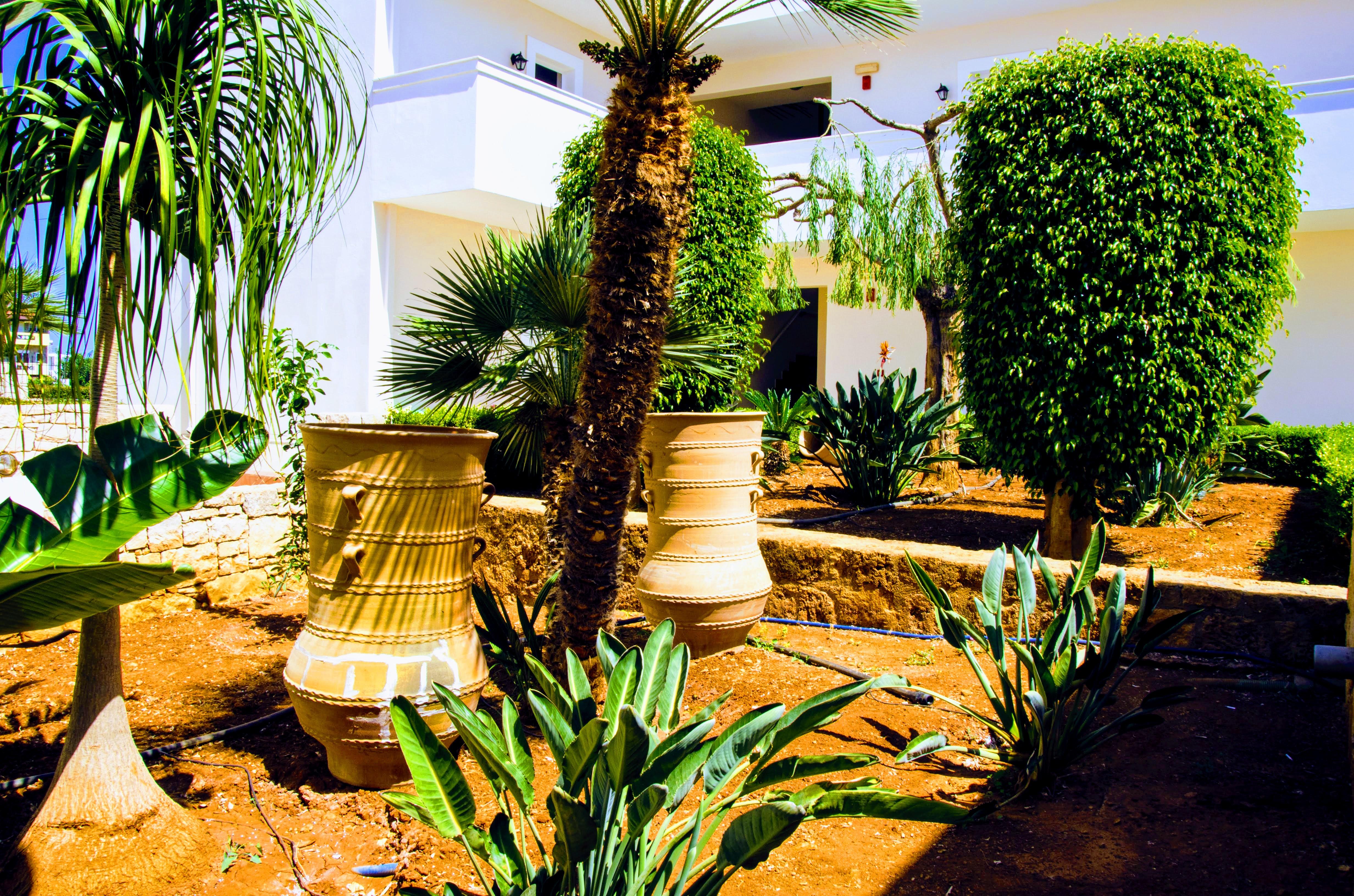 Yiannis Manos Hotel Resort Малія Екстер'єр фото