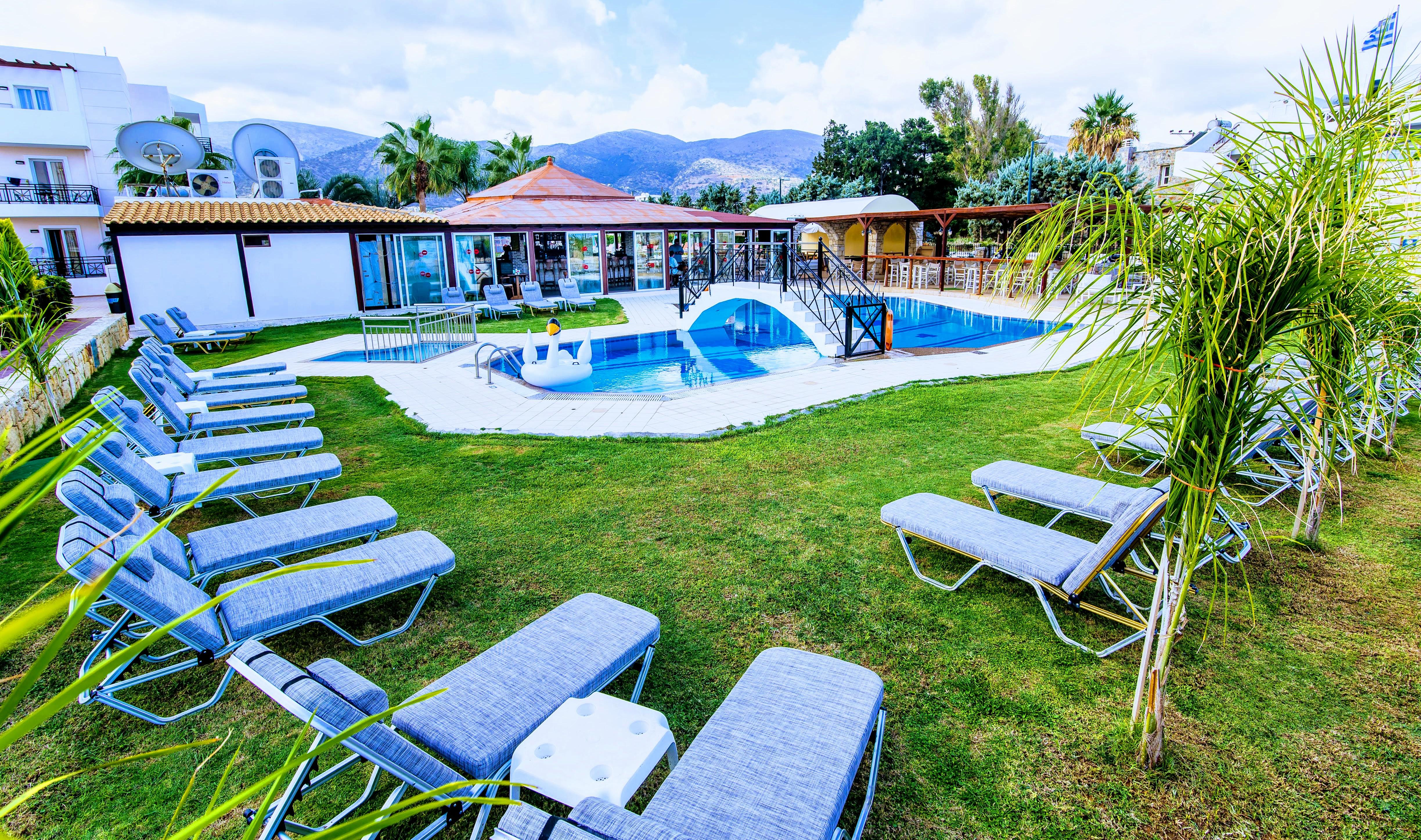 Yiannis Manos Hotel Resort Малія Екстер'єр фото